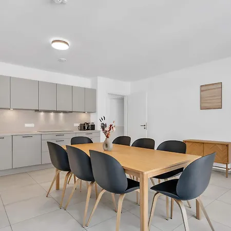 Modern Private Near Kirchberg Lussemburgo