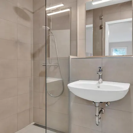 Modern Private Near Kirchberg Appartamento *