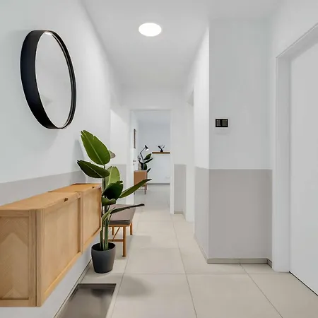 Modern Private Near Kirchberg Appartamento *